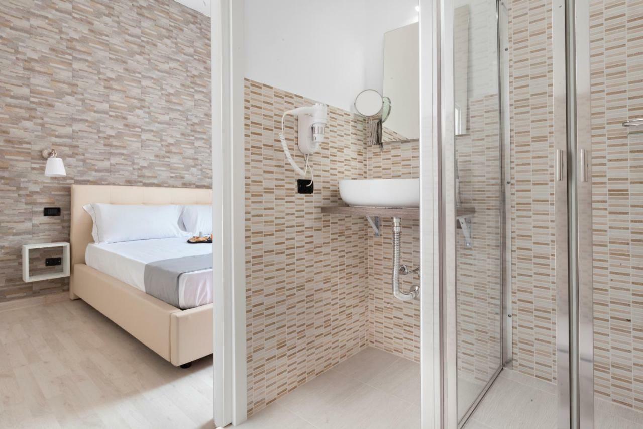 Rainbow Napoli Bed & Breakfast Bagian luar foto
