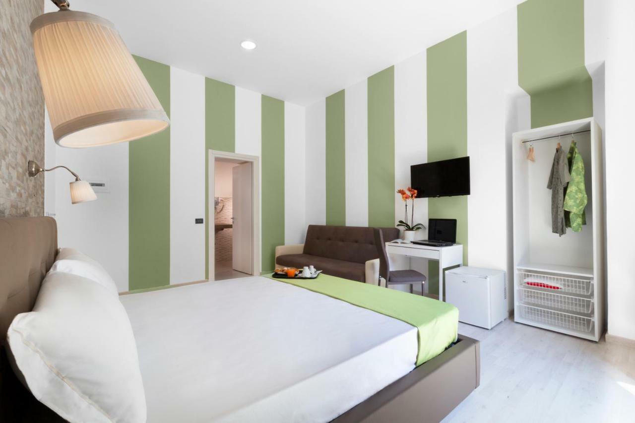 Rainbow Napoli Bed & Breakfast Bagian luar foto