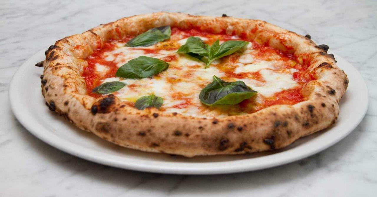 Rainbow Napoli Bed & Breakfast Bagian luar foto